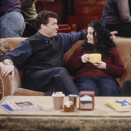 PAT FINN ΠΕΘΑΝΕ ΗΘΟΠΟΙΟΣ ΦΙΛΑΡΑΚΙΑ