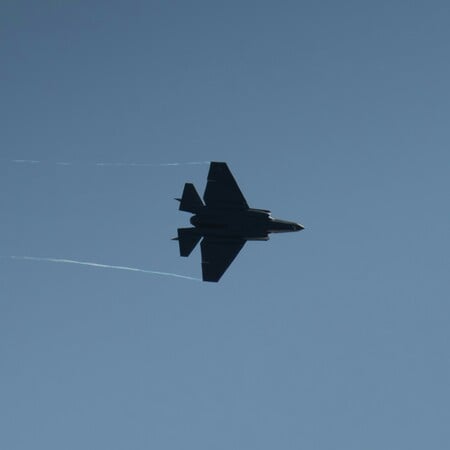 ΠΟΛΩΝΙΑ ΑΕΡΟΣΚΑΦΟΣ ΑΝΑΧΑΙΤΙΣΗ