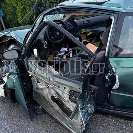 Τροχαίο δυστύχημα στη Βέροια: Νεκρός ένας 22χρονος και 4 τραυματίες μετά από σύγκρουση ΙΧ