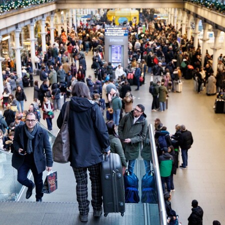 EUROSTAR ΔΡΟΜΟΛΟΓΙΑ ΔΙΑΚΟΠΗ ΕΠΙΒΑΤΕΣ ΧΑΟΣ