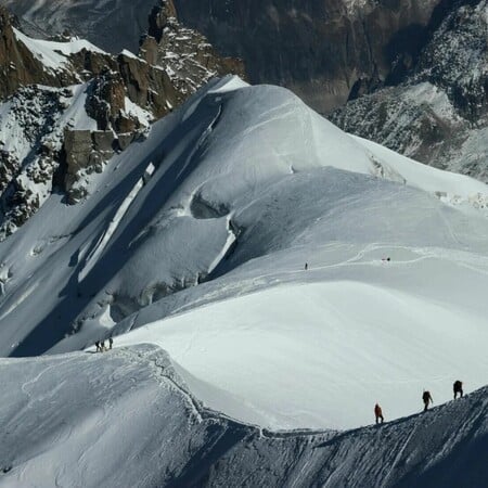 ΒΑΡΔΟΥΣΙΑ ΝΕΚΡΟΙ ΟΡΕΙΒΑΤΕΣ ΑΣΦΥΞΙΑ