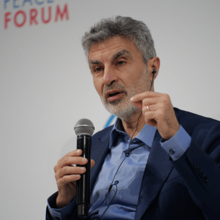 Η τεχνητή νοημοσύνη δείχνει σημάδια αυτοσυντήρησης, προειδοποιεί επιστήμονας