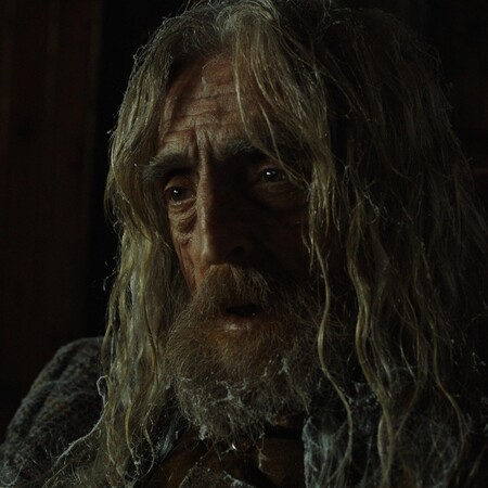 Ένας γιος περνάει όλη του τη ζωή κυνηγώντας την εμμονή του πατέρα του