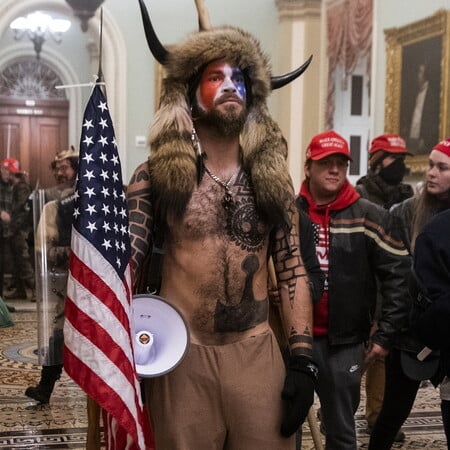 QANON SHAMAN ΗΠΑ ΤΡΑΜΠ ΑΡΙΖΟΝΑ