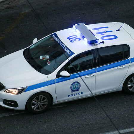 ΜΠΑΛΩΘΙΕΣ ΑΣΤΥΝΟΜΙΚΟΣ ΓΛΕΝΤΙ