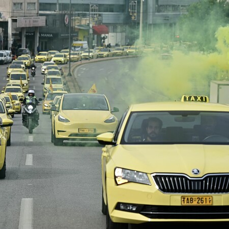 Χωρίς ταξί σήμερα και αύριο η Αθήνα και η Θεσσαλονίκη