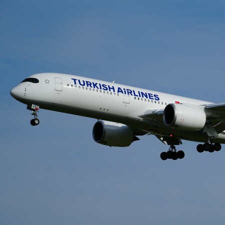 ΒΑΡΚΕΛΩΝΗ ΑΕΡΟΣΚΑΦΟΣ TURKISH AIRLINES