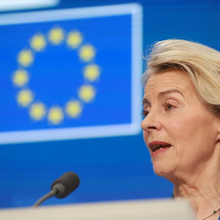 ΙΡΑΝ ΕΕ ΕΥΡΩΠΑΪΚΗ ΕΝΩΣΗ ΚΥΡΩΣΕΙΣ ΟΥΡΣΟΥΛΑ ΦΟΝ ΝΤΕΡ ΛΑΙΕΝ