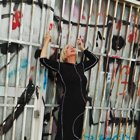 Η Καμμία: Μια παράσταση που εμπλέκει το κοινό με τρόπο εντελώς προσωπικό