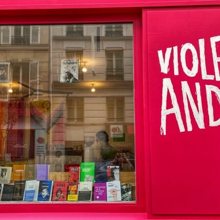 «Violette and Co»: Αστυνομική έρευνα στο γνωστό φεμινιστικό βιβλιοπωλείο του Παρισιού για βιβλίο που «αμφισβητεί την ύπαρξη του Ισραήλ»