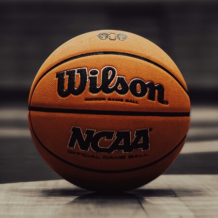 ΜΠΑΣΚΕΤ ΚΟΛΕΓΙΟ ΗΠΑ ΣΚΑΝΔΑΛΟ