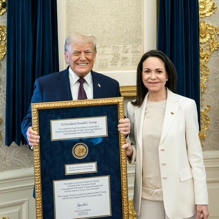 ΜΑΡΙΑ ΚΟΡΙΝΑ ΜΑΤΣΑΔΟ ΝΟΜΠΕΛ ΕΙΡΗΝΗΣ ΤΡΑΜΠ