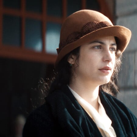 Μεγάλη Χίμαιρα: «Είμαι ηθοποιός, όχι πολιτικός» απαντά η Φωτεινή Πελούζο για τις ερωτικές σκηνές