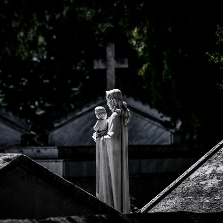 Άγιοι Ανάργυροι: 50χρονος έκλεψε οστά από τάφο και ζήτησε λύτρα για να τα επιστρέψει