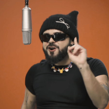 Κομήτης Ferto: Oι Εurofans δείχνουν ενθουσιασμένοι με το τραγούδι-δυναμίτης του Akyla