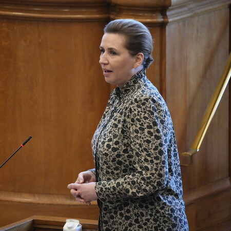 ΔΑΝΙΑ ΓΡΟΙΛΑΝΔΙΑ ΜΕΤΕ ΦΡΕΝΤΕΡΙΚΣΕΝ ΝΤΟΝΑΛΝΤ ΤΡΑΜΠ