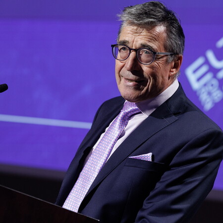 ΤΡΑΜΠ ΝΑΤΟ ΡΑΣΜΟΥΣΕΝ ΝΤΑΒΟΣ