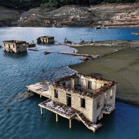 ΝΕΡΟ ΑΠΟΘΕΜΑΤΑ ΛΕΙΨΥΔΡΙΑ