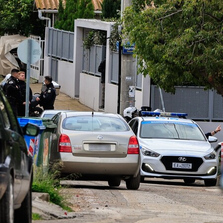 ΓΛΥΦΑΔΑ ΑΠΟΦΥΛΑΚΙΣΗ ΔΡΑΣΤΗ ΣΚΟΤΩΣΕ ΜΗΤΕΡΑ ΠΑΤΕΡΑ