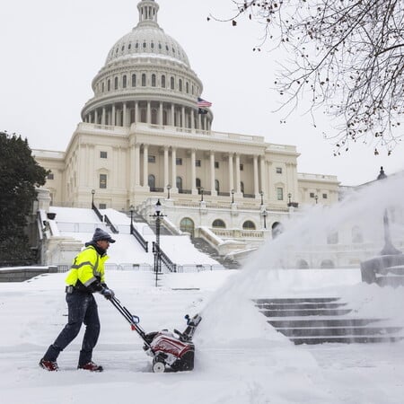 ΗΠΑ ΚΑΚΟΚΑΙΡΙΑ ΔΙΑΚΟΠΕΣ ΡΕΥΜΑΤΟΣ