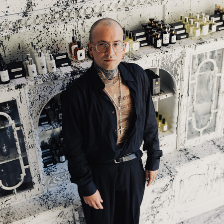 St. Narcissus: Ένα niche αρωματοποιείο με darkwave αισθητική στην καρδιά της Αθήνας