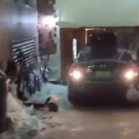 ΝΕΑ ΥΟΡΚΗ ΑΥΤΟΚΙΝΗΤΟ ΕΠΕΣΕ ΣΥΝΑΓΩΓΗ