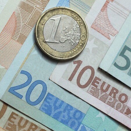 Αυξήσεις για 2 εκατ. εργαζόμενους: Ποιοι κερδίζουν έως και δύο μισθούς