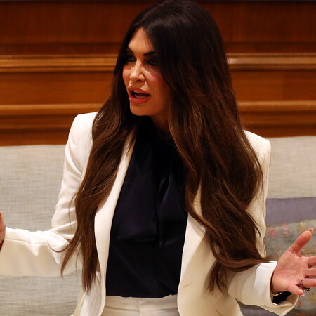 ΚΙΜΠΕΡΛΙ ΓΚΙΛΦΟΪΛ ΚΩΝΣΤΑΝΤΙΝΟΣ ΑΡΓΥΡΟΣ ΜΕΛΑΝΙΑ ΤΡΑΜΠ ΝΤΟΚΙΜΑΝΤΕΡ