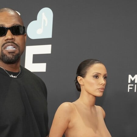 ΜΠΙΑΝΚΑ ΣΕΝΣΟΡΙ ΚΑΝΙΕ ΓΟΥΕΣΤ ΧΩΡΙΣΜΟΣ