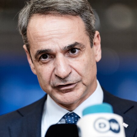 ΚΥΡΙΑΚΟΣ ΜΗΤΣΟΤΑΚΗΣ ΙΜΙΑ ΓΚΡΙΖΕΣ ΖΩΝΕΣ