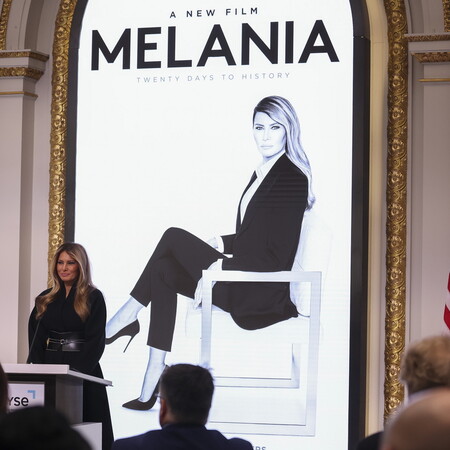 ΜΕΛΑΝΙΑ ΤΡΑΜΠ ΝΤΟΝΑΛΝΤ ΤΡΑΜΠ ΝΤΟΚΙΜΑΝΤΕΡ