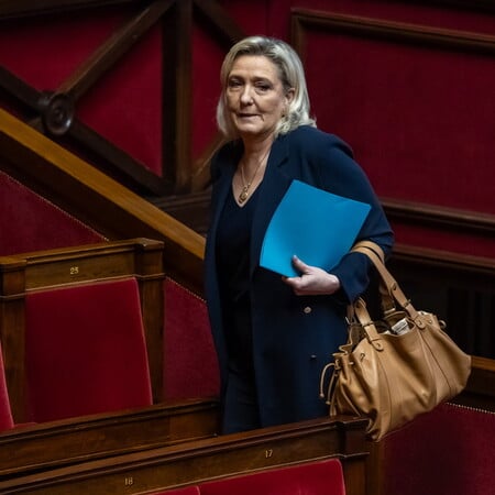 ΛΕΠΕΝ ΓΑΛΛΙΑ ΕΚΛΟΓΕΣ ΠΟΙΝΗ