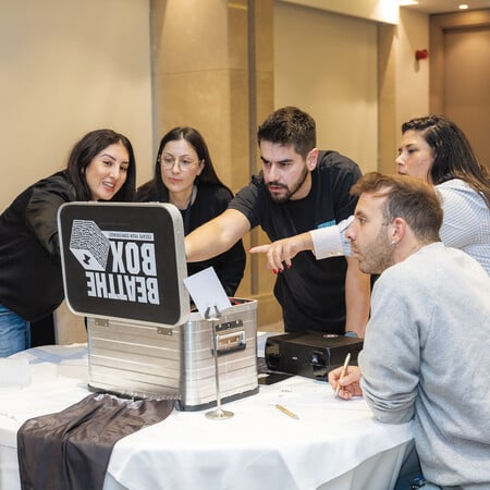 XM: «Big. Fair. Human. Το τρίπτυχο που κάνει την XM ένα από τα καλύτερα workplaces της Ευρώπης»