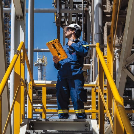 Motor Oil: Όταν η καρδιά της ενέργειας είναι οι ίδιοι οι άνθρωποί της