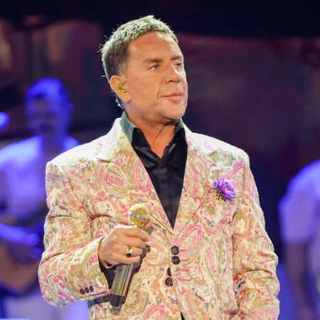 Γιώργος Μαζωνάκης: Ολοκληρώθηκε με επιτυχία το χειρουργείο του τραγουδιστή