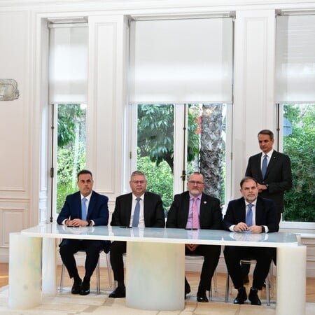 CHEVRON HELLENIC ENERGY ΥΠΟΓΡΑΦΕΣ ΥΔΡΟΓΟΝΑΝΘΡΑΚΕΣ ΚΥΡΙΑΚΟΣ ΜΗΤΣΟΤΑΚΗΣ