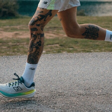 Γιατί το νέο 1080 της New Balance είναι αυτό που ψάχνεις σε ένα everyday running shoe