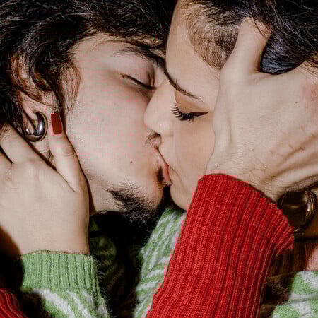 Γι’ αυτό το δέρμα πάντα θα πληρώνεις/ένα πολυπόστ του Πάνου Μιχαήλ