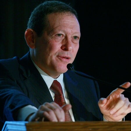 ΕΠΣΤΑΙΝ ΑΡΧΕΙΑ ΠΑΡΑΙΤΗΣΗ ΠΡΟΕΔΡΟΣ ΞΕΝΟΔΟΧΕΙΑ HYATT