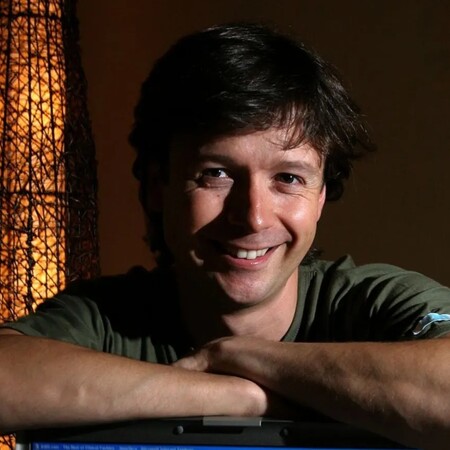 Πέθανε ο συνιδρυτής της Asos πέφτοντας από μπαλκόνι 17ου ορόφου στην Ταϊλάνδη