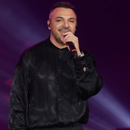 Κώστας Δόξας: Απομακρύνεται από το J2US μετά την καταδίκη για ενδοοικογενειακή βία