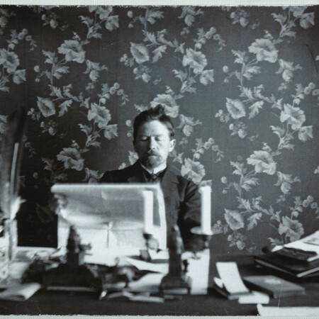 Όλη η ζωή του Άντον Τσέχοφ οδήγησε στον «Βυσσινόκηπο»