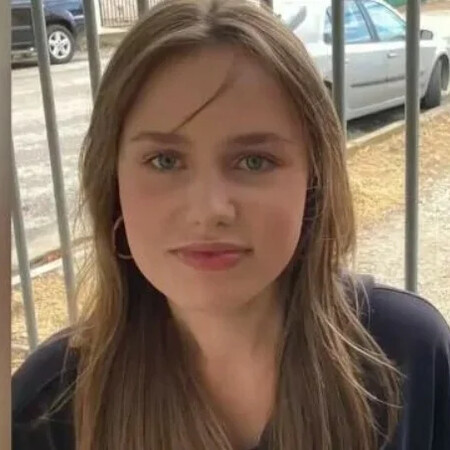 Εξαφάνιση Λόρα: Η 16χρονη εμφανίστηκε μόνη της στις Αρχές - Αρνείται να δει τους γονείς της