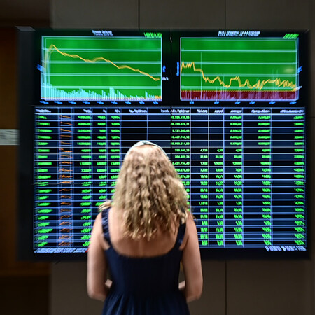 «Μαύρη» συνεδρίαση στο Χρηματιστήριο: Sell-off με φόντο το Ιράν― πτώση κάτω από τις 2.100 μονάδες