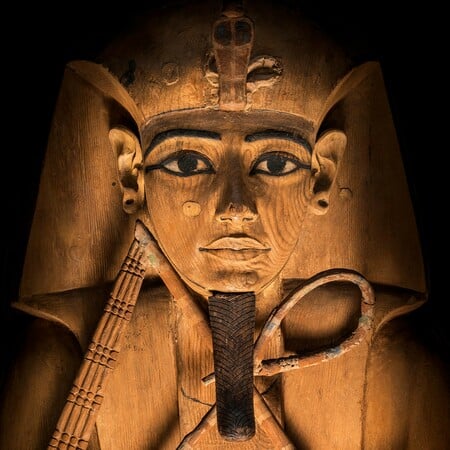 Ραμσής Β΄: Η νέα έκθεση στο Λονδίνο επαναφέρει τον πιο φιλόδοξο φαραώ στο προσκήνιο