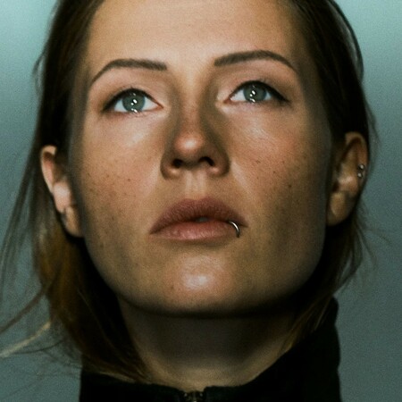 Η Charlotte de Witte ακυρώνει την περιοδεία της στην Αυστραλία λόγω της κλιμάκωσης στη Μέση Ανατολή