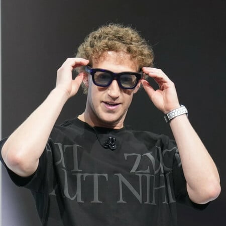 META RAY-BAN SMART GLASSES AI 