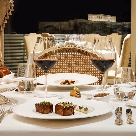 Nico Lazaridi “Μαγικό Βουνό”: Μία επετειακή οινική εμπειρία στο εστιατόριο Tudor Hall