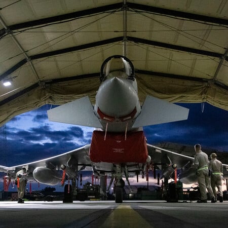 Η Κύπρος στο κάδρο των συγκρούσεων λόγω των βρετανικών βάσεων