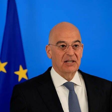 ΝΙΚΟΣ ΔΕΝΔΙΑΣ ΙΤΑΛΙΑ ΦΡΕΓΑΤΕΣ